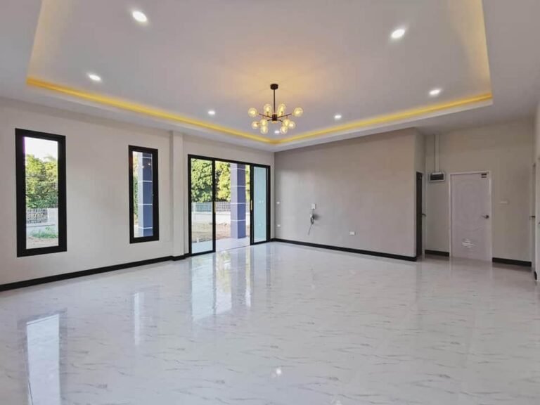 طلاء داخلي لجدار بألوان عصرية في الدمام